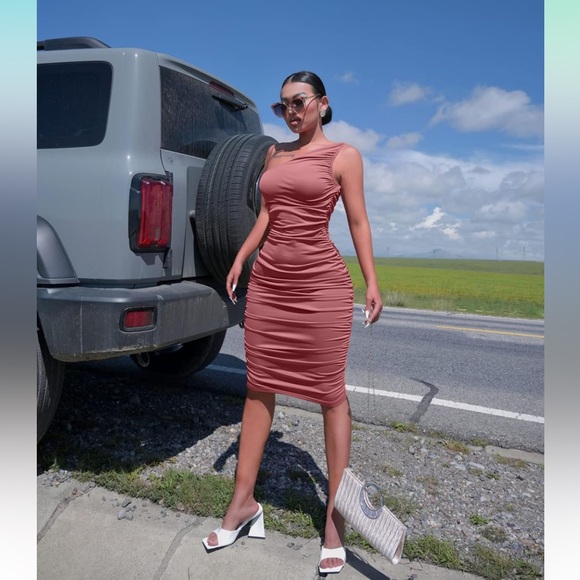 NWOT LAGSHIAN Sexy One Shoulder Ruched Sleeveless Bodycon Party Cocktail Dress - Picture 6 of 12